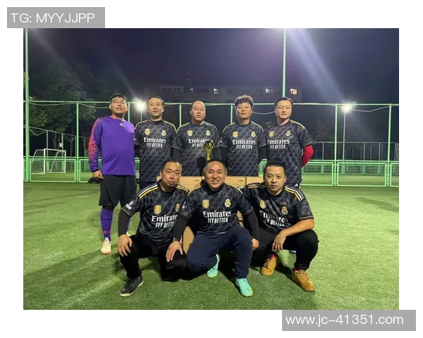 国内足球明星风采全景展示视频合集尽显球场魅力与激情瞬间